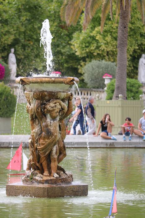 Fountain Body Of Water Travel