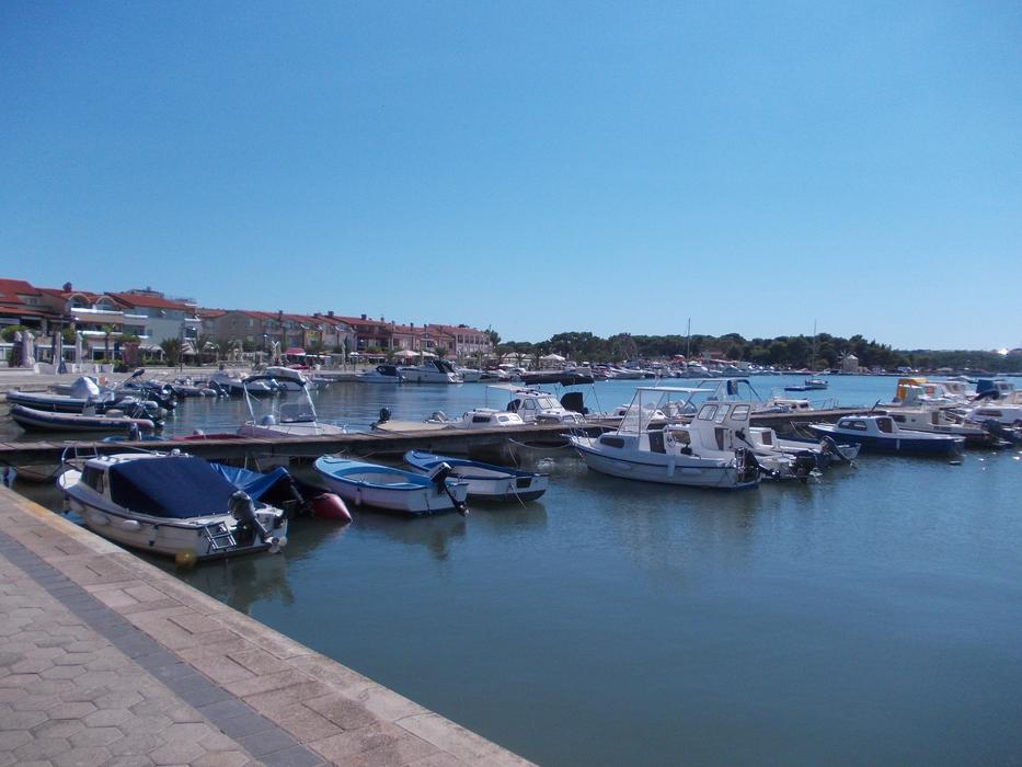 yachts harbor blue beautifully