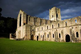 goodly Fountains Abbey