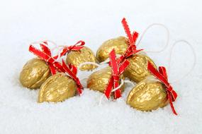 Golden Nuts, christmas decoration