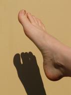 Shadow Play Foot