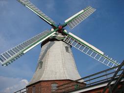 white holland Windmill