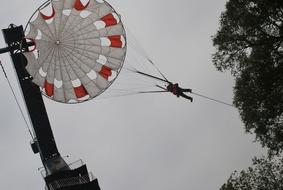 risky parachute jump