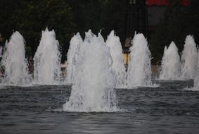 Fountains Water White grey