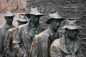 Sculpture Art Breadline bronze