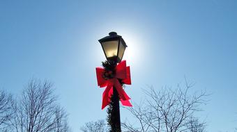 Lamp Post red bow