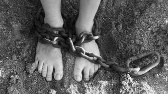 Chains Feet