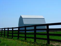 new farm barn