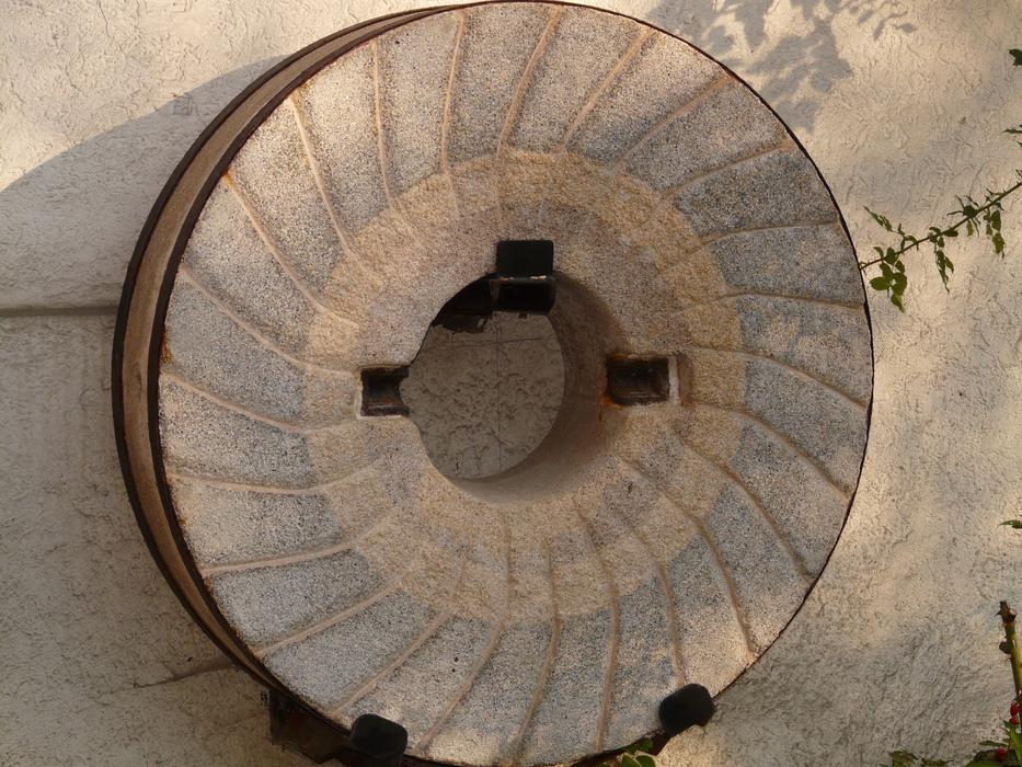 stone millstones