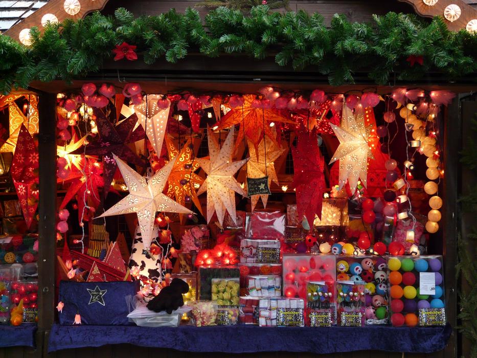 Stand Sales Christmas