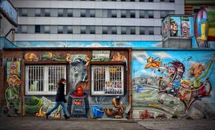 East Side Gallery Berlin wall drawing
