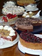 cut Cakes, Buffet