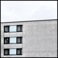 Hauswand Abstract window