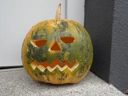 pumpkin as a face