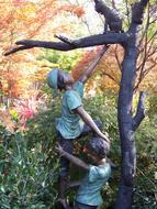 Statue Bronze Garden children