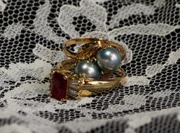 Gold Rings with Ruby and pearls