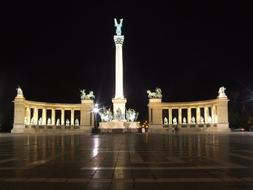 Budapest Heroes Square