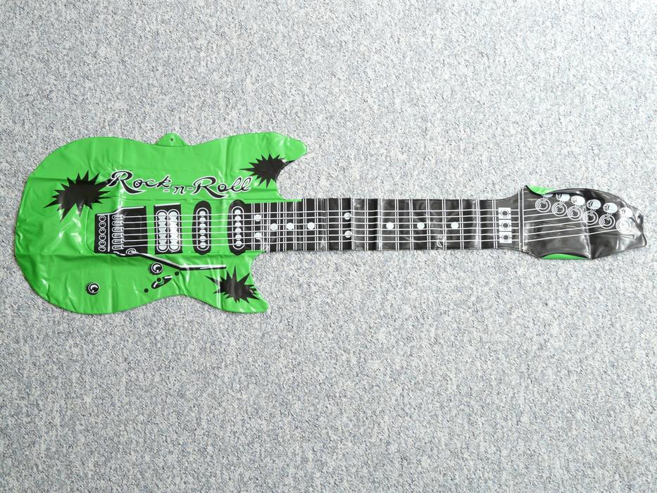 Guitar Luftleer green