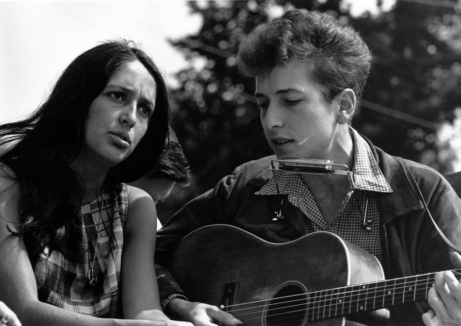 monochrome photo of Bob Dylan Musician Joan Baez
