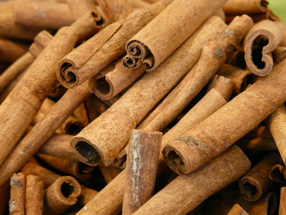 Cinnamon, pile of Dried Sticks