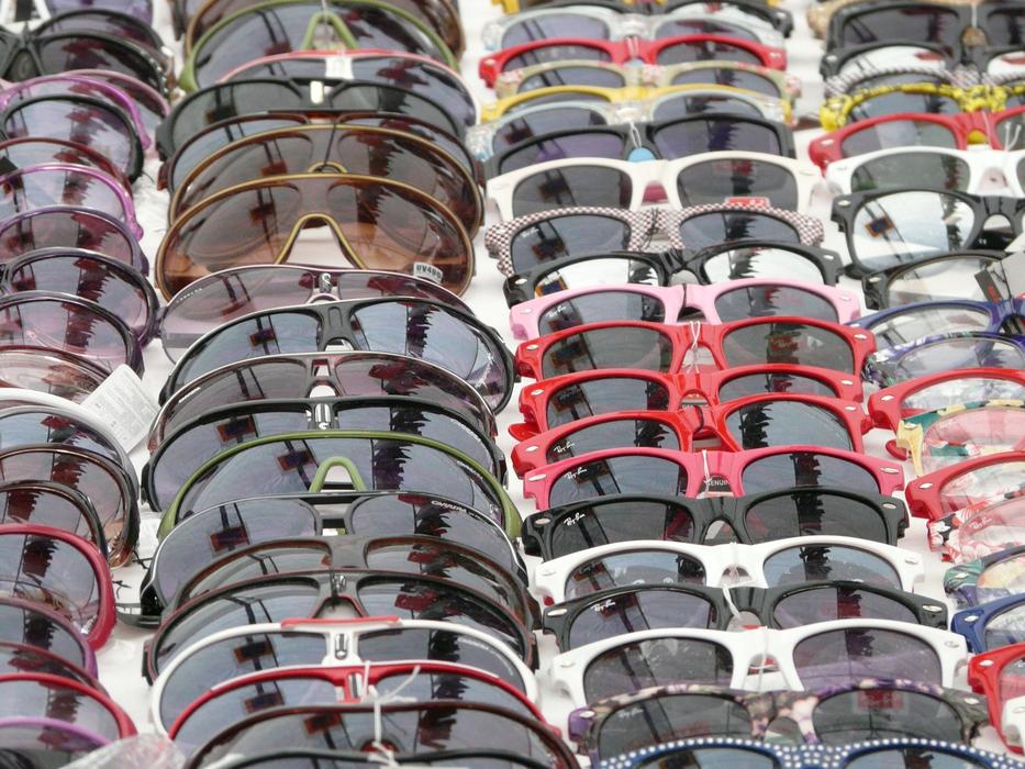 lot of Sunglasses for Sale