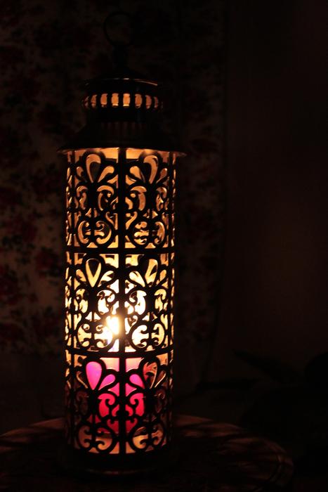 lamp in the lampshade at night