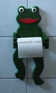 toilet paper Frog