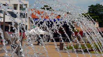 Fountain Drops Glamour