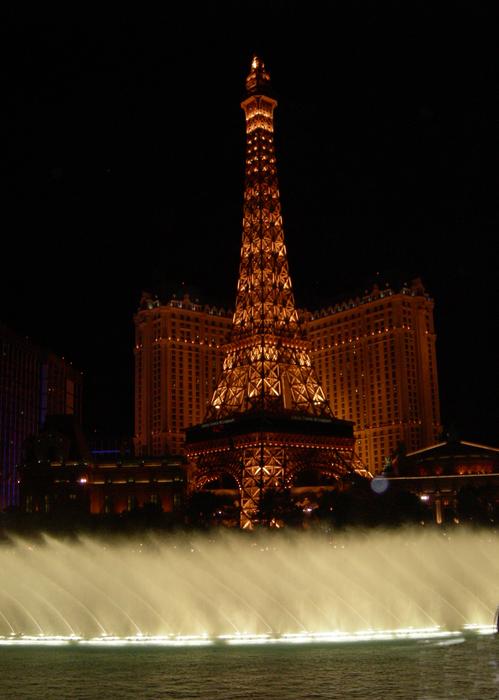 Bellagio Fountains at Night