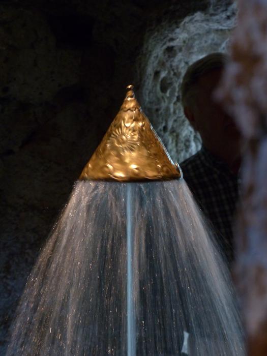Mydasgrotte Crown Cave