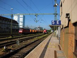 photo of Sing Railway Station Track