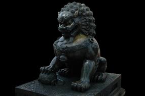 Lion Bronze Statue Figure