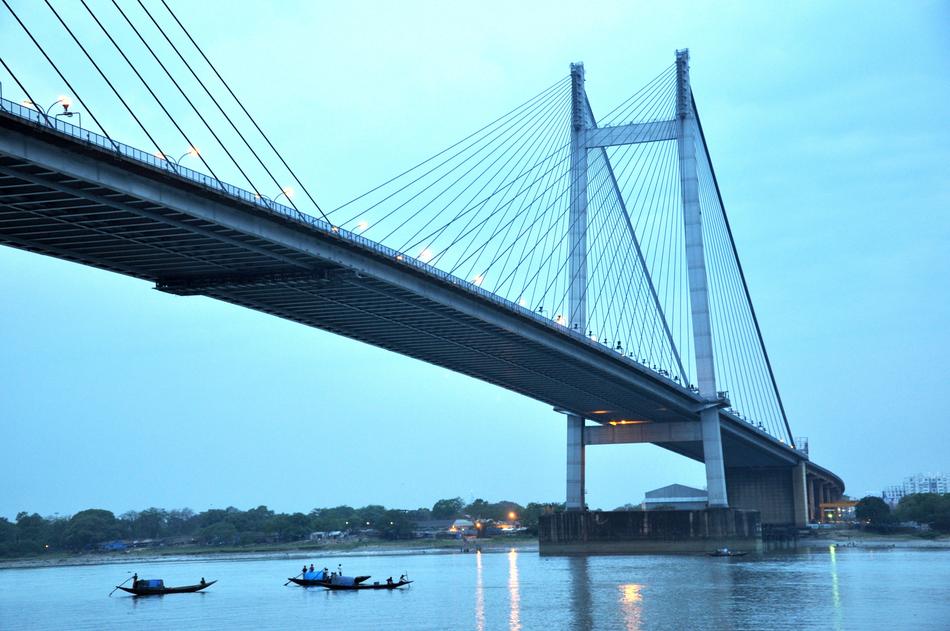view from the coast to the bridge in Calcutta at dusk