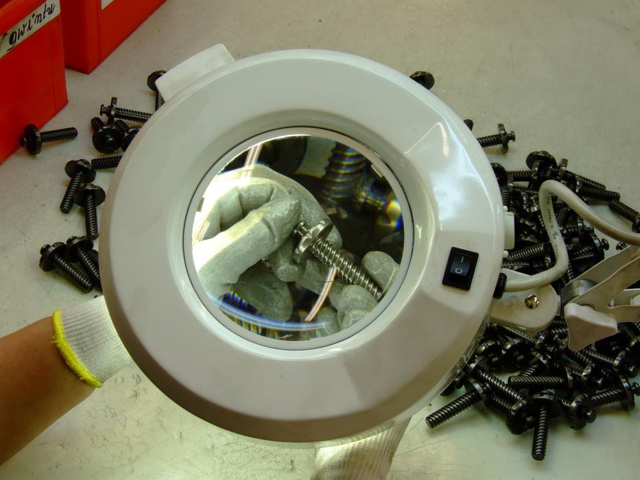 Magnifier sroba Nut
