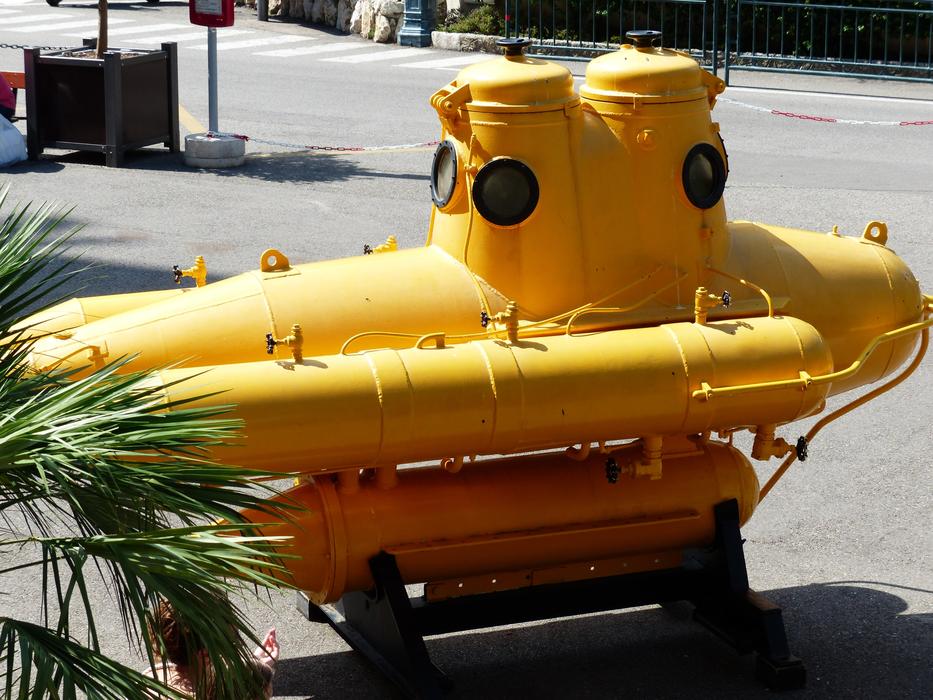 U Boat Submarine Dive