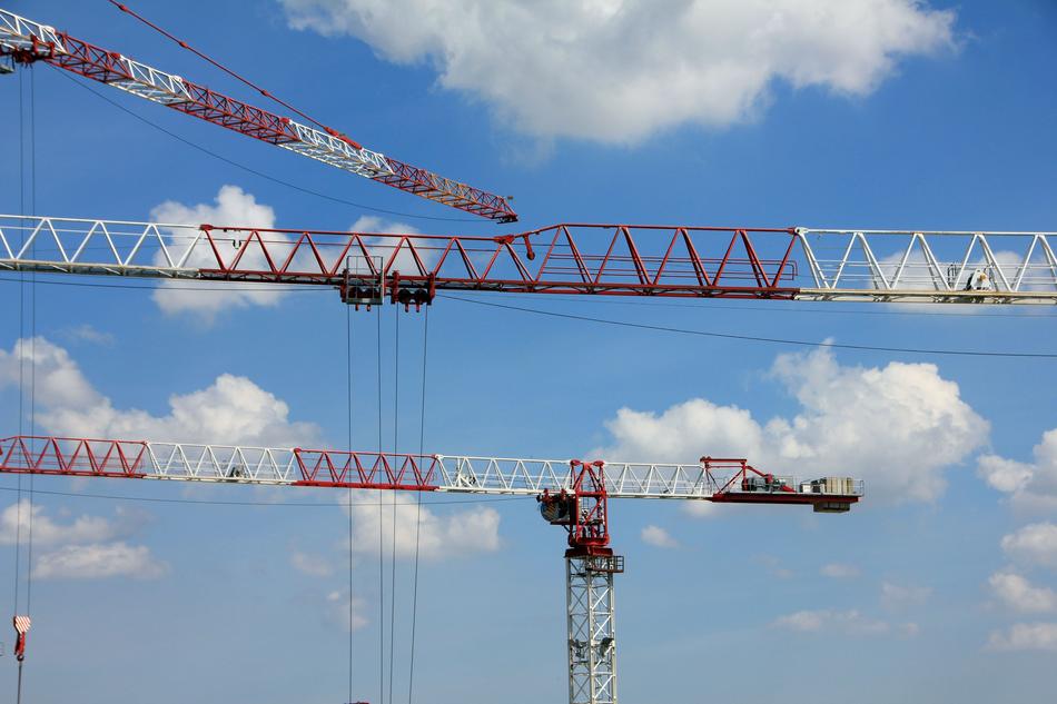 Sky Site Crane