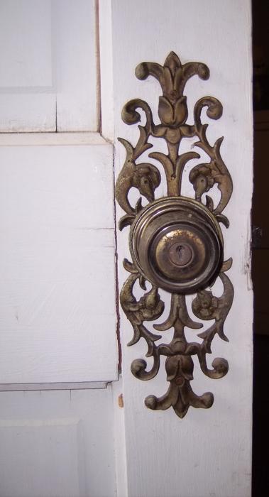 door handle is filigree metal