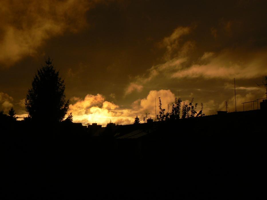 West Sun Solitude