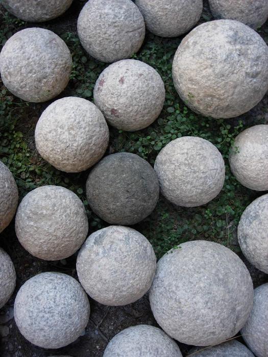 Catapults Stones Round