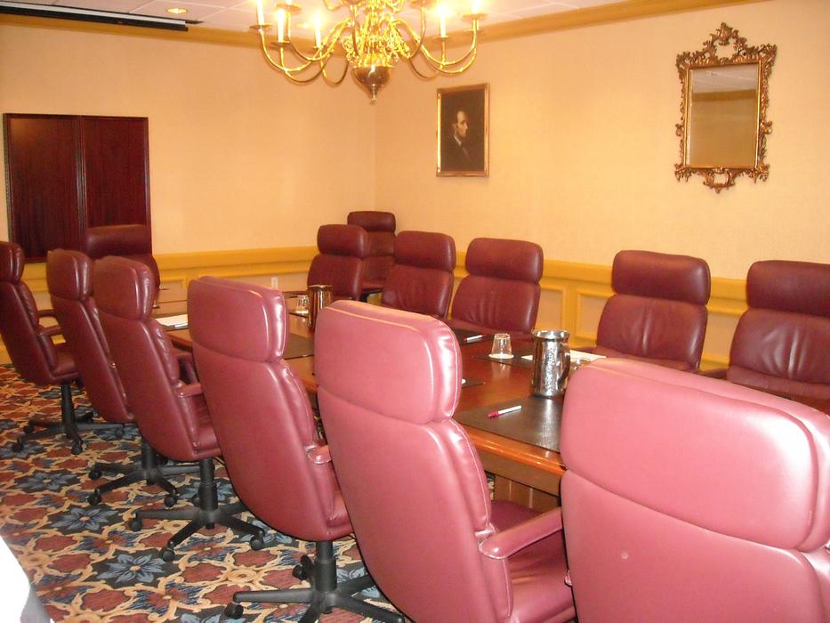 Conference Room with pink leather armchairs