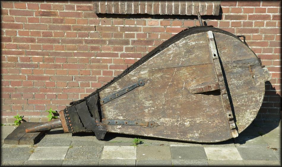Bellows Old Wood