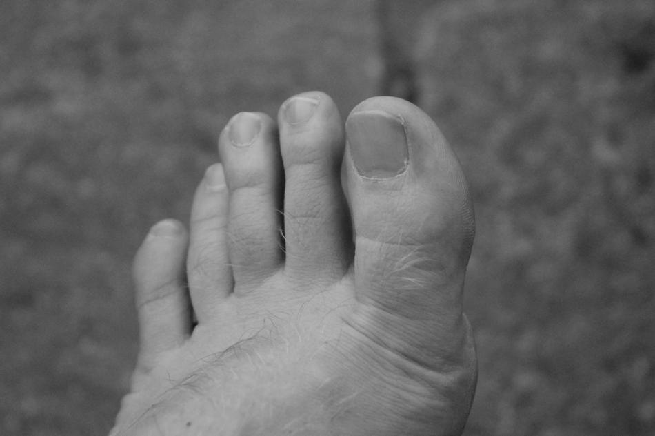 black and white, toes