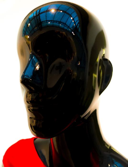 black mannequin head