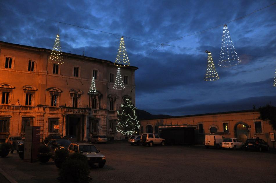 Umbria Spoleto Piazza