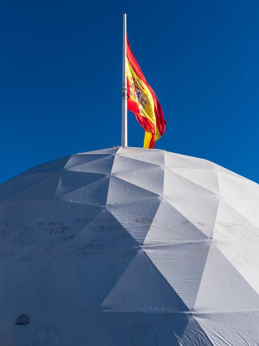 Flag Madrid Sky