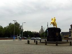 Golden Rider Dresden Historically