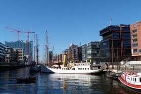 Hamburg Port Ships