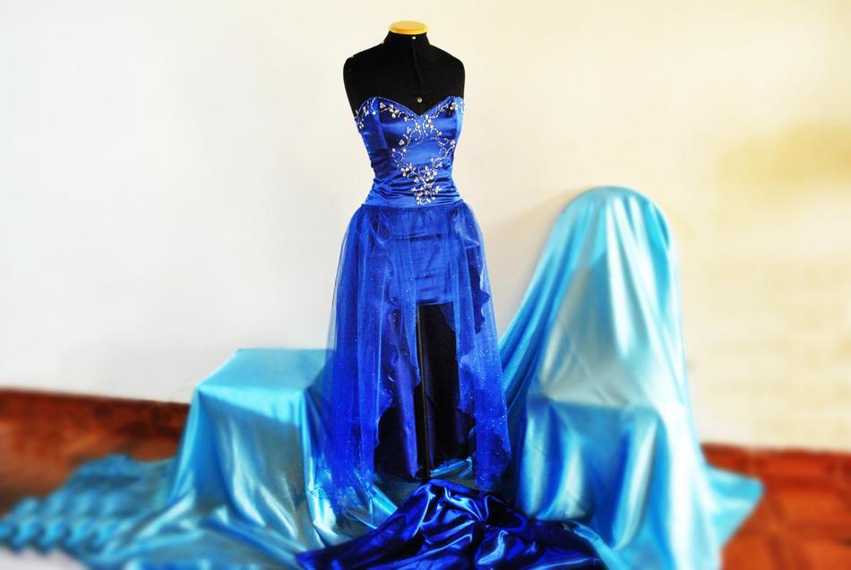 Meniquie Blue Dress