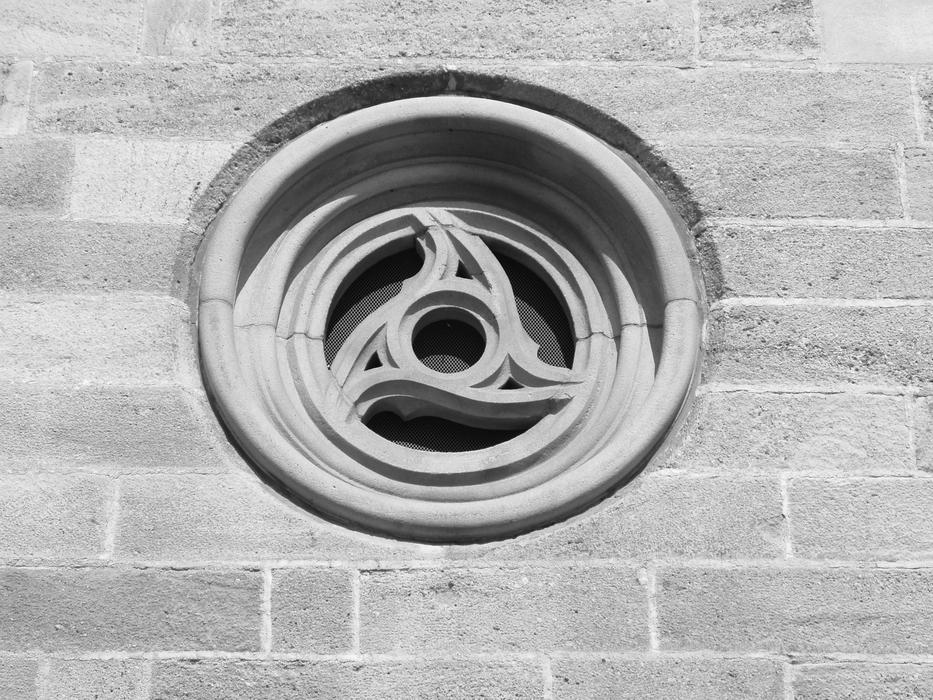 Window Round Stone Charles