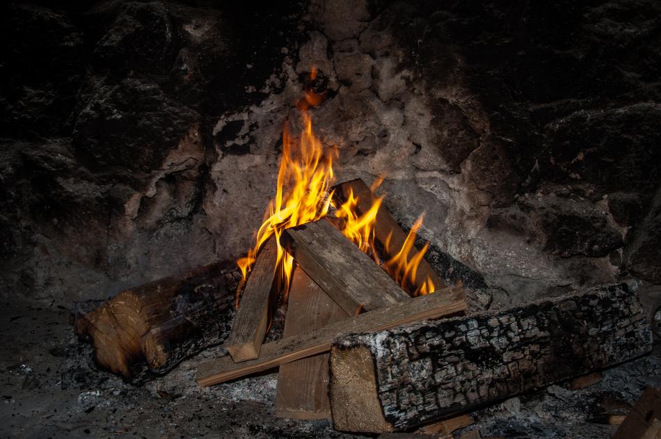 Open Fire Wood
